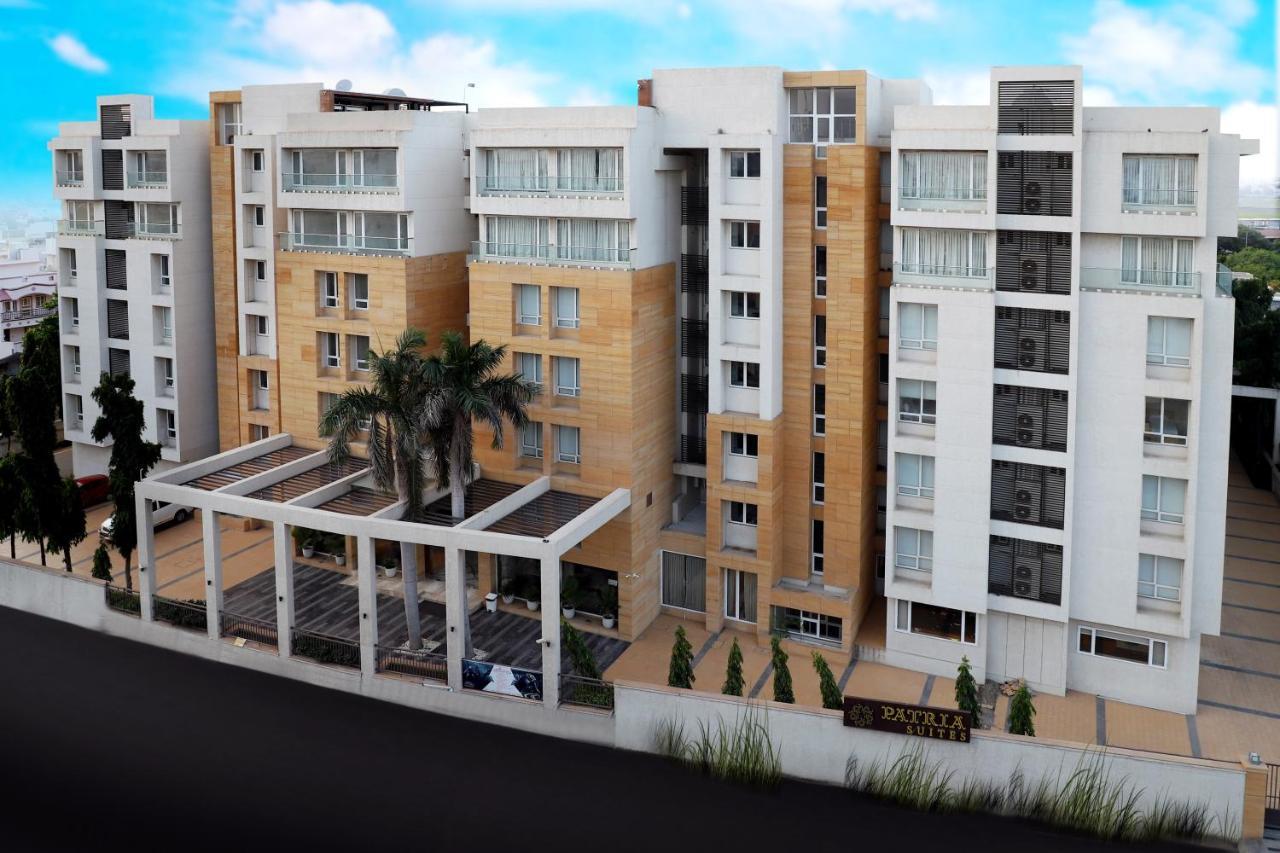 Patria Suites Rajkot Exterior foto